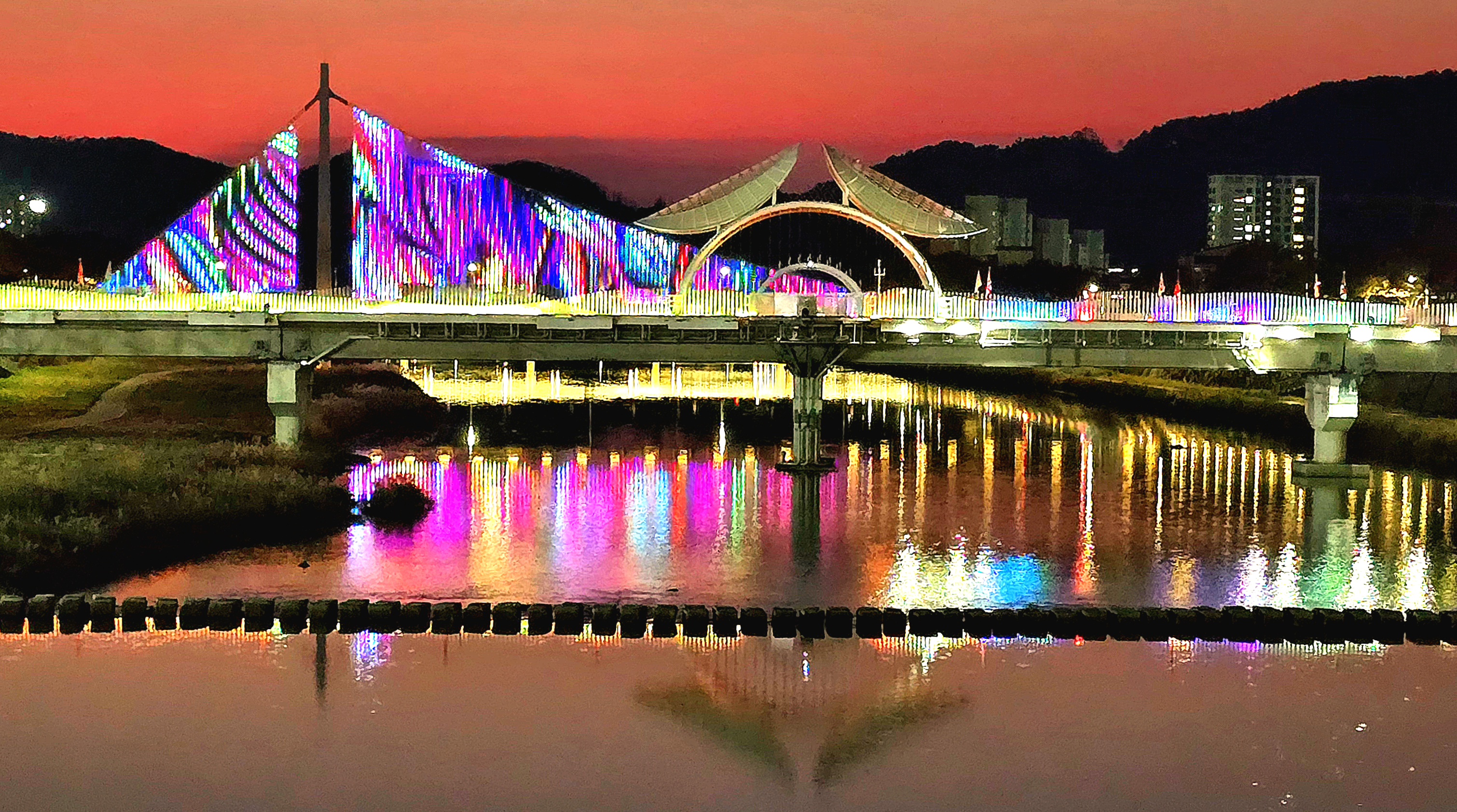 별 빛 다리 야경